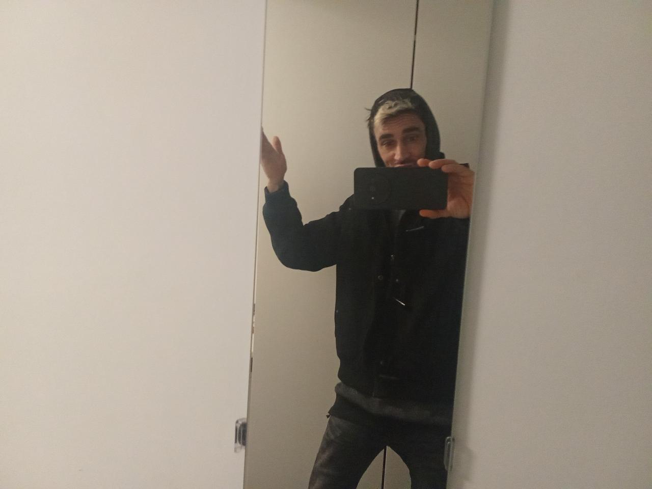 614071277: Chico busca chica en Zaragoza