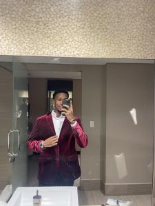 614911903: Chico busca chica en Valencia