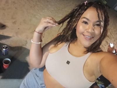 672536385: Chica busca chico en Málaga