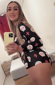691479329: Chica busca chico en Barcelona