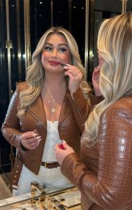 666218600: Travesti en Pontevedra