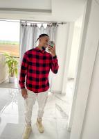 614911903: Chico busca chica en Valencia