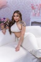 613612057: Chica busca chico en Barcelona