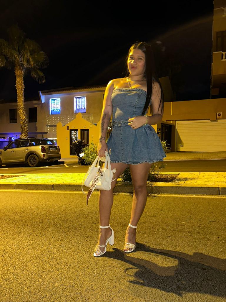 Chica busca chico en Granada: 