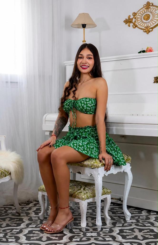 Chica busca chico en Huelva: 