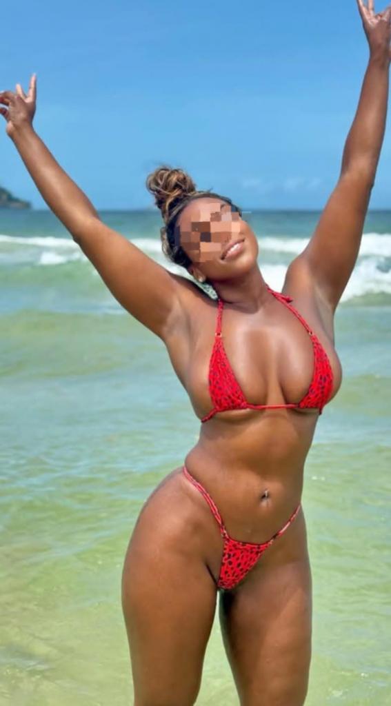 603621127: Chica busca chico en Sevilla