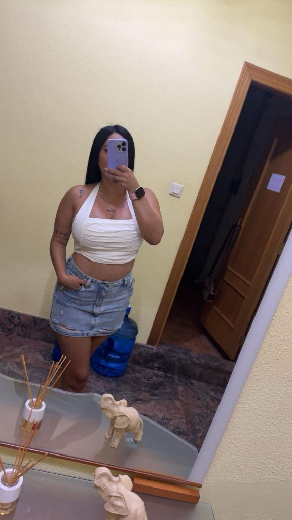 745015135: Chica busca chico en Murcia