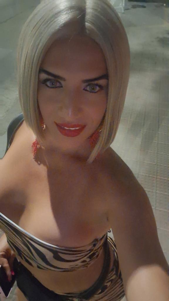 643287228: Transexual en Albacete