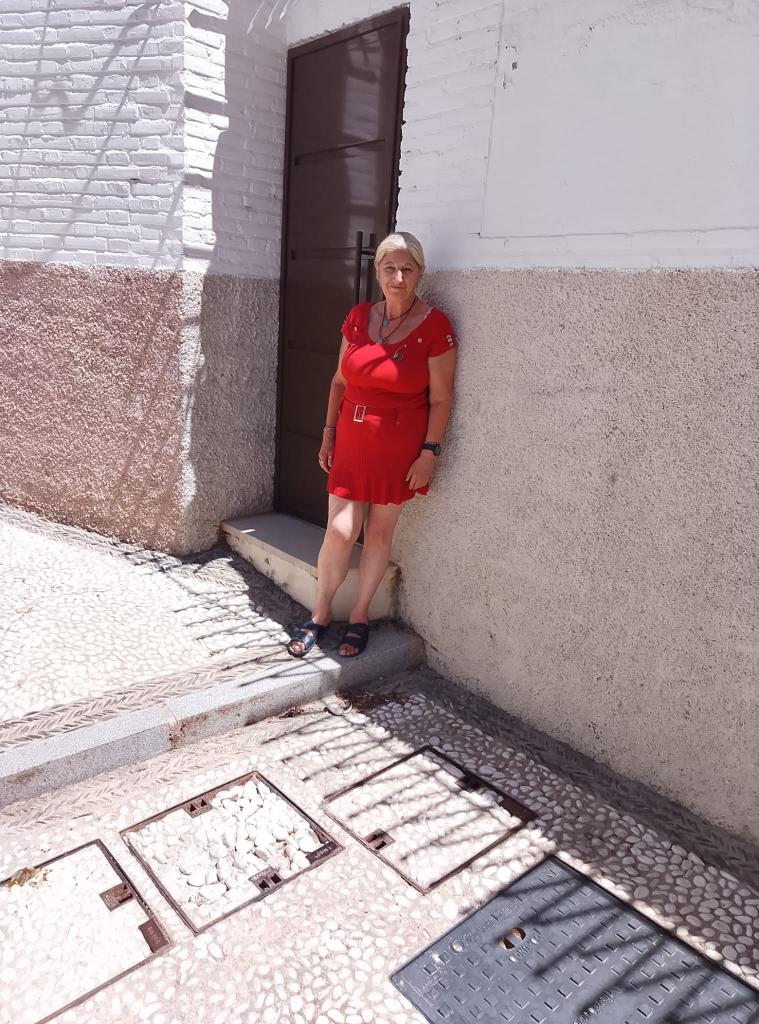614252476: Chica busca chico en Granada