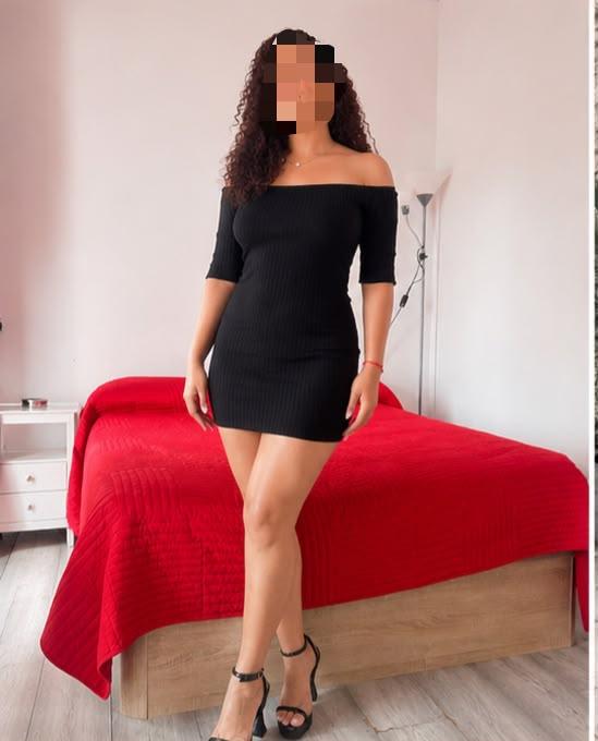 Chica busca chico en Cádiz: 