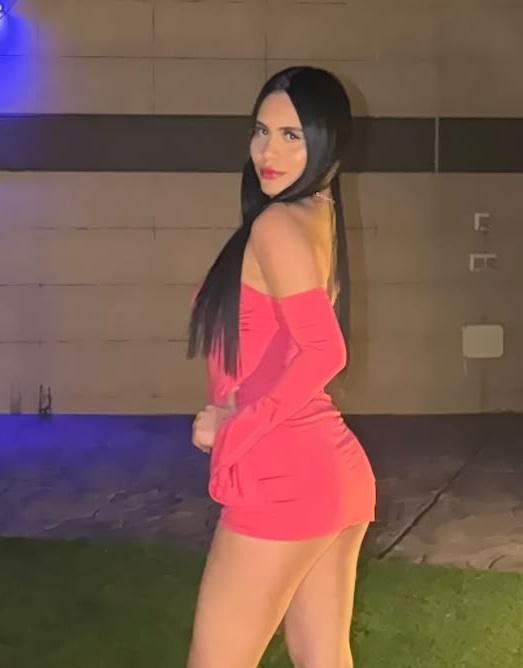 643467156: Chica busca chico en Tarragona