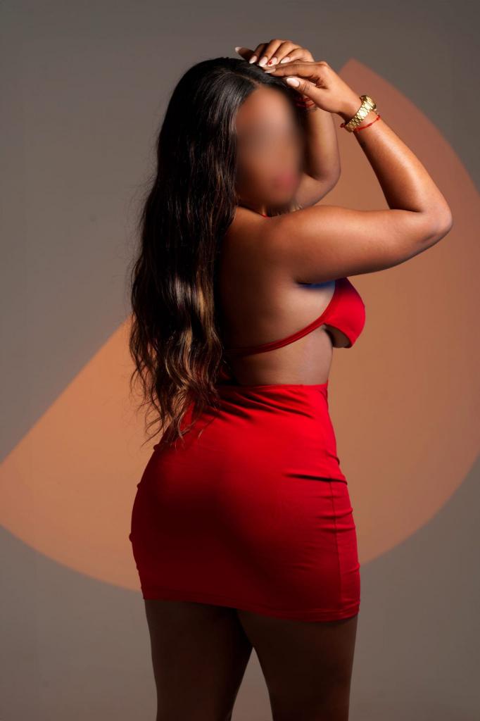 643020459: Chica busca chico en Las Palmas
