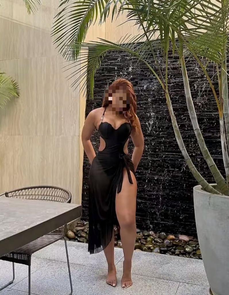 Chica busca chico en Almería: 