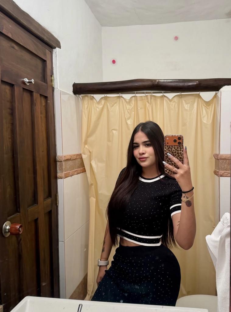 672921610: Chica busca chico en Tenerife
