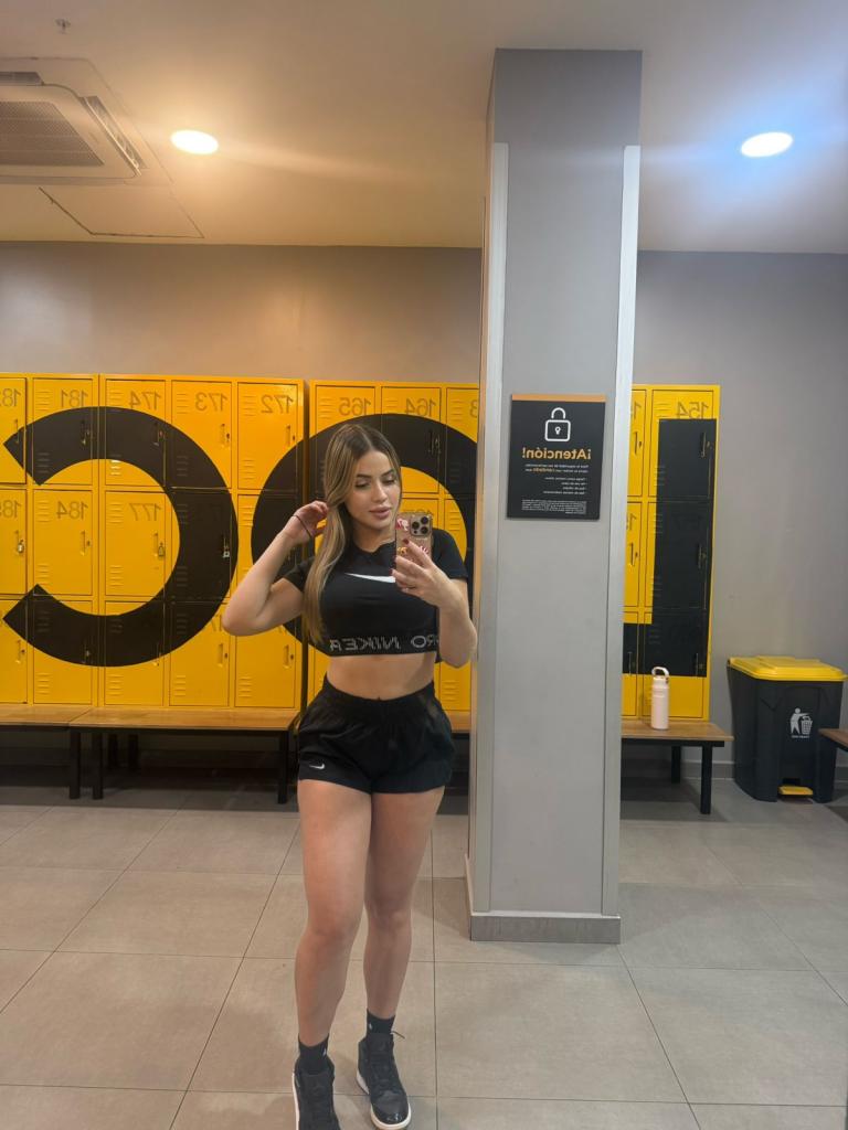 Chica busca chico en Sevilla: 