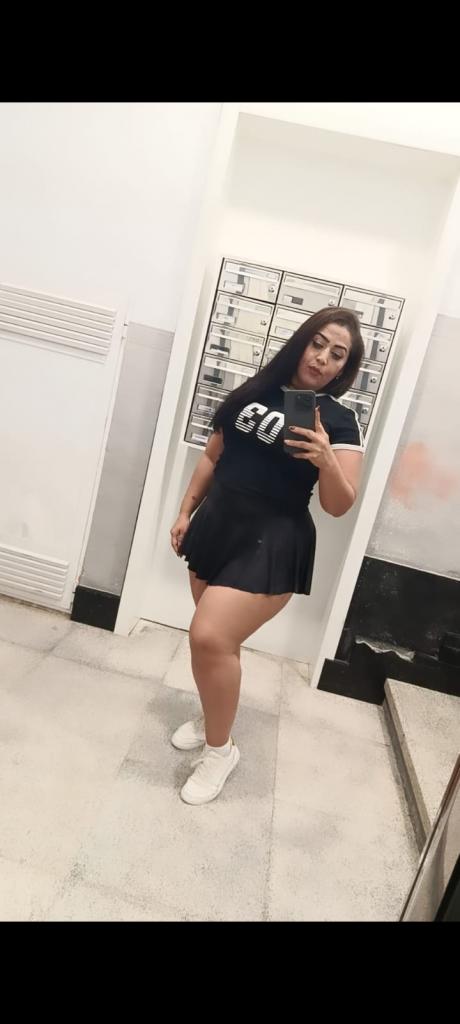 623333928: Chica busca chico en Barcelona