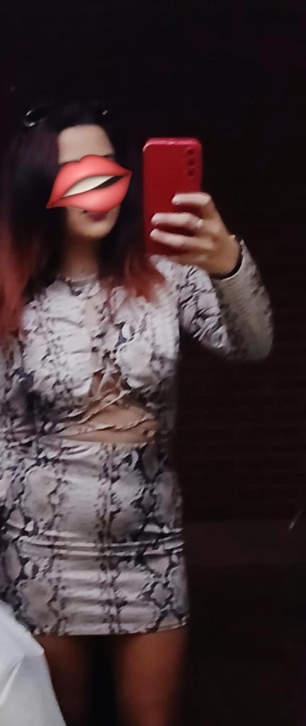 743043729: Chica busca chico en Almería