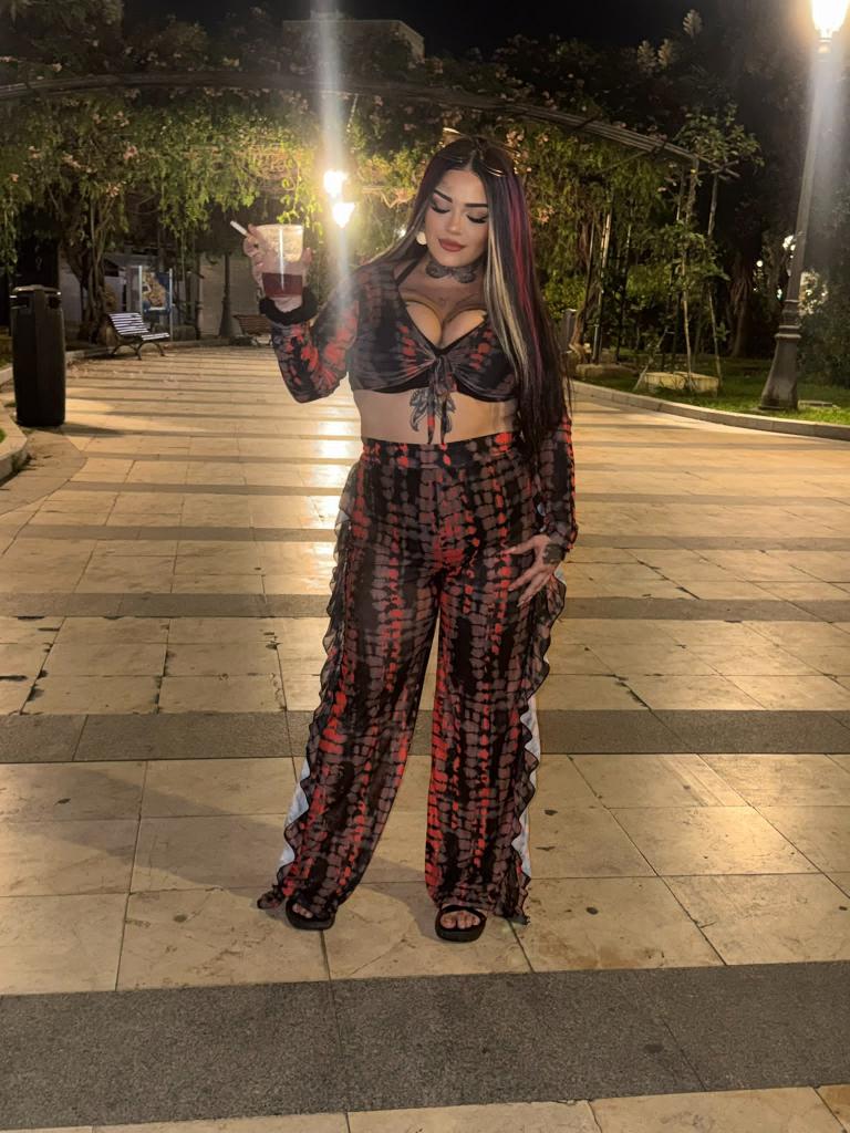 669772359: Chica busca chico en Cádiz