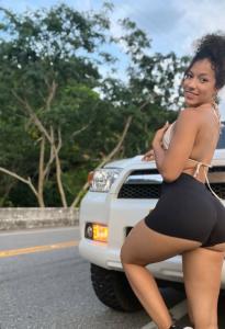 685248042: Chica busca chico en Málaga