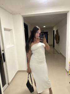 617391015: Chica busca chico en Málaga