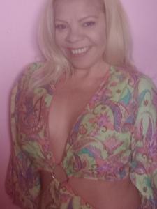 611281893: Chica busca chico en Cantabria