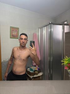 673257714: Chico busca chica en Madrid