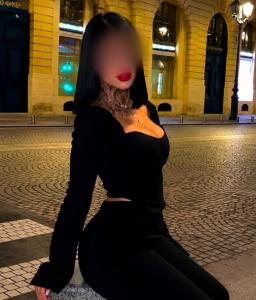 613757230: Chica busca chico en Alicante