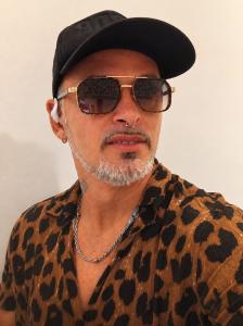 613559021: Chico busca chica en Málaga
