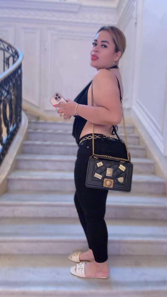 602073381: Chica busca chico en Navarra