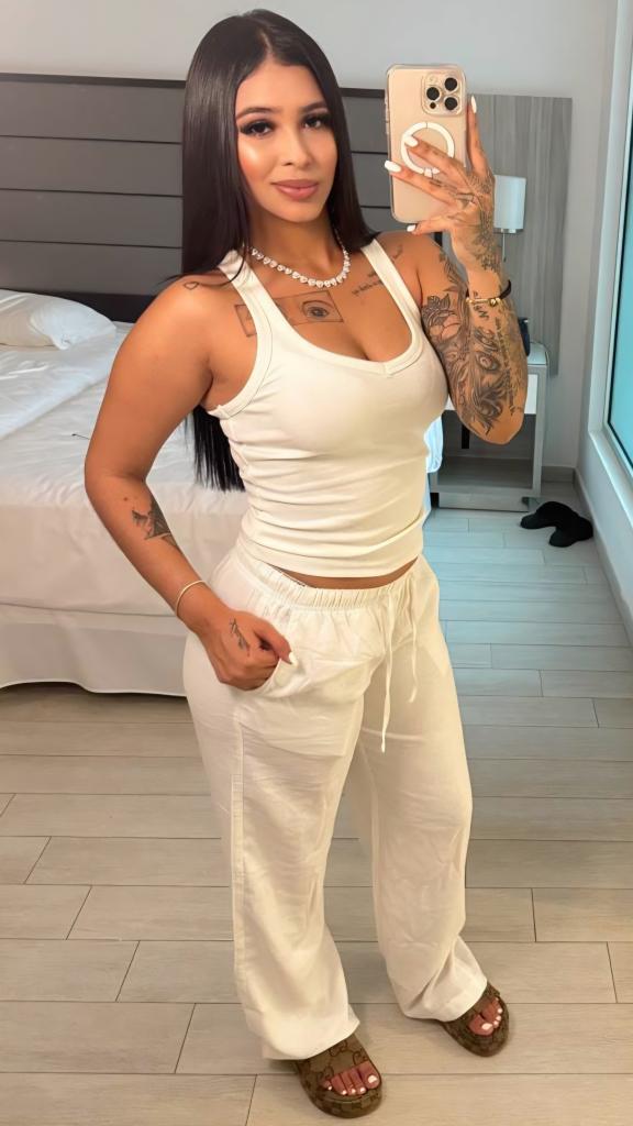 654427750: Chica busca chico en Madrid