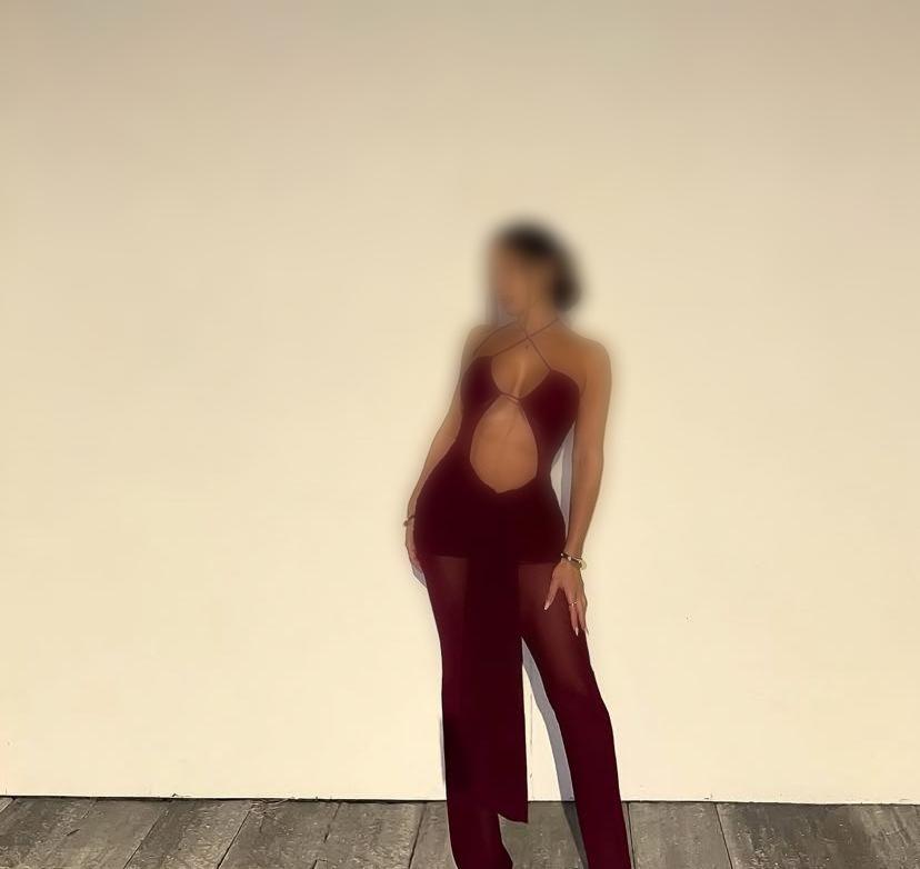 604280744: Chica busca chico en Ibiza