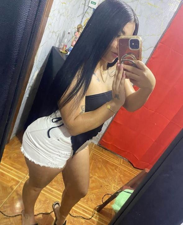 Chica busca chico en Tenerife: 