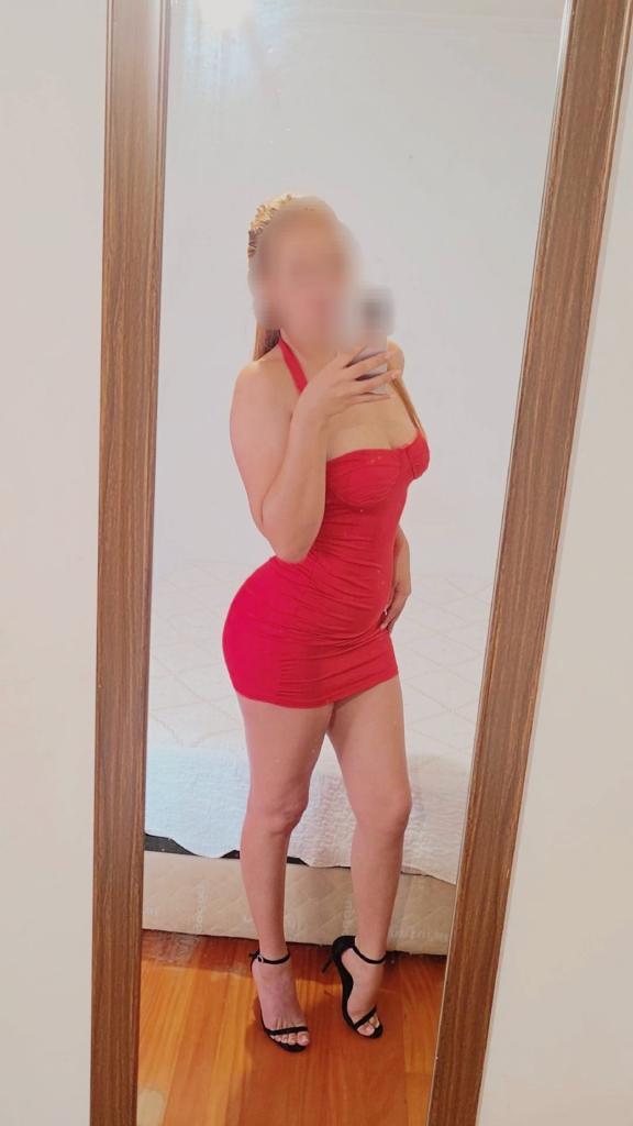 631950649: Chica busca chico en Pontevedra
