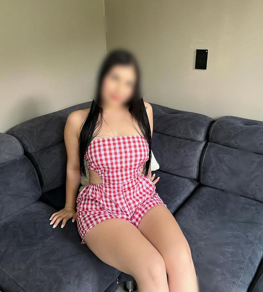 Chica busca chico en Tenerife: 
