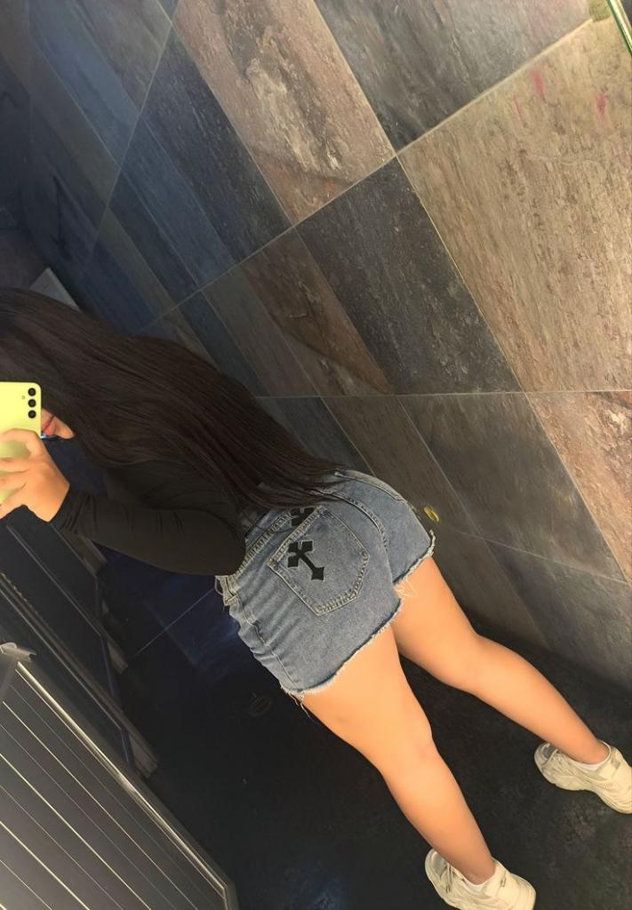614101275: Chica busca chico en Navarra