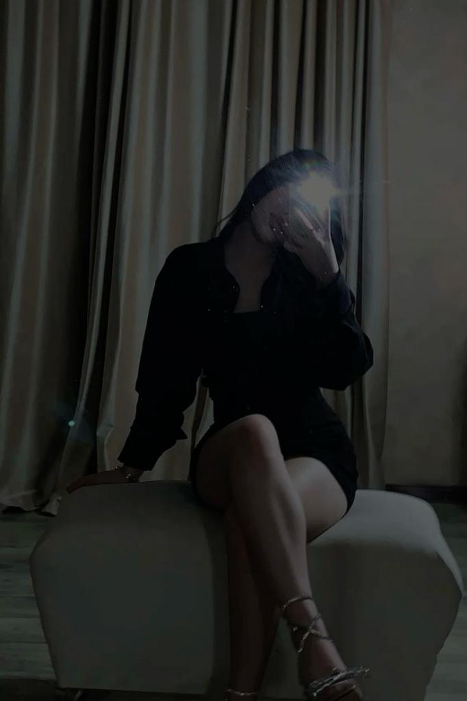 Chica busca chico en Sevilla: 