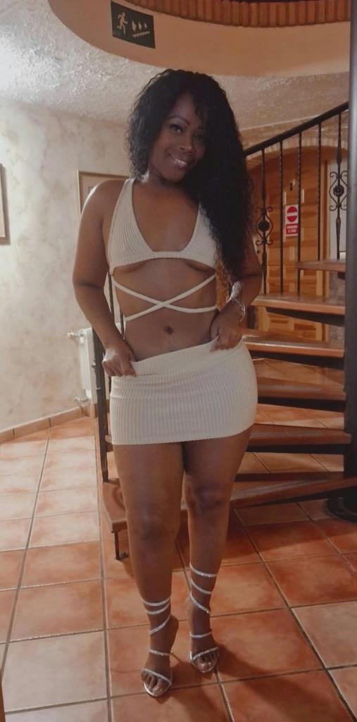 Chica busca chico en Alicante: 