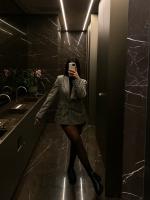 633691368: Chica busca chico en Sevilla