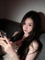 647278055: Chica busca chico en Valencia