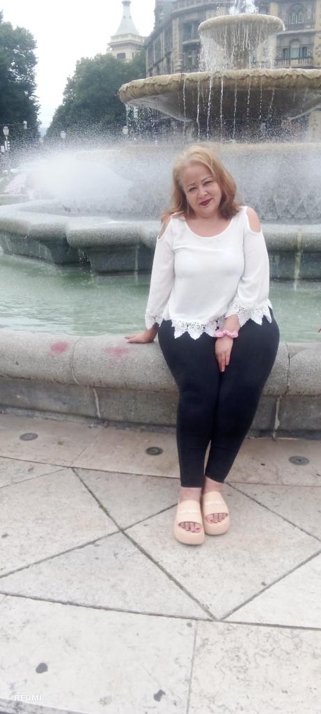 632980847: Chica busca chico en Cáceres