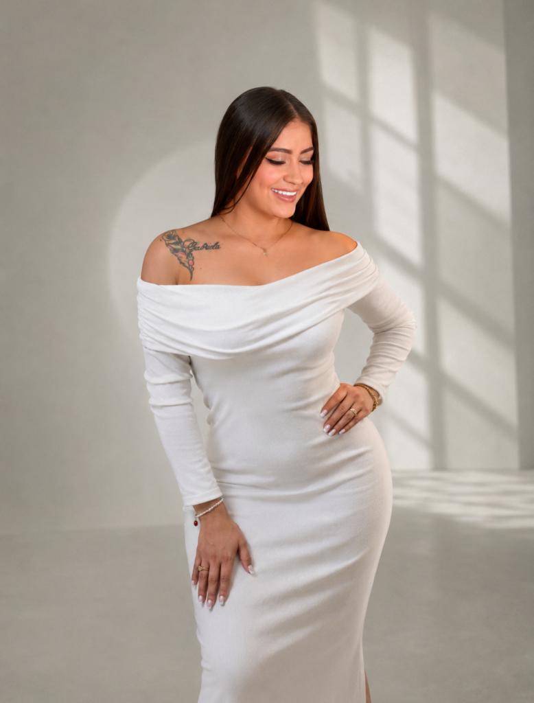 613839354: Chica busca chico en Tenerife