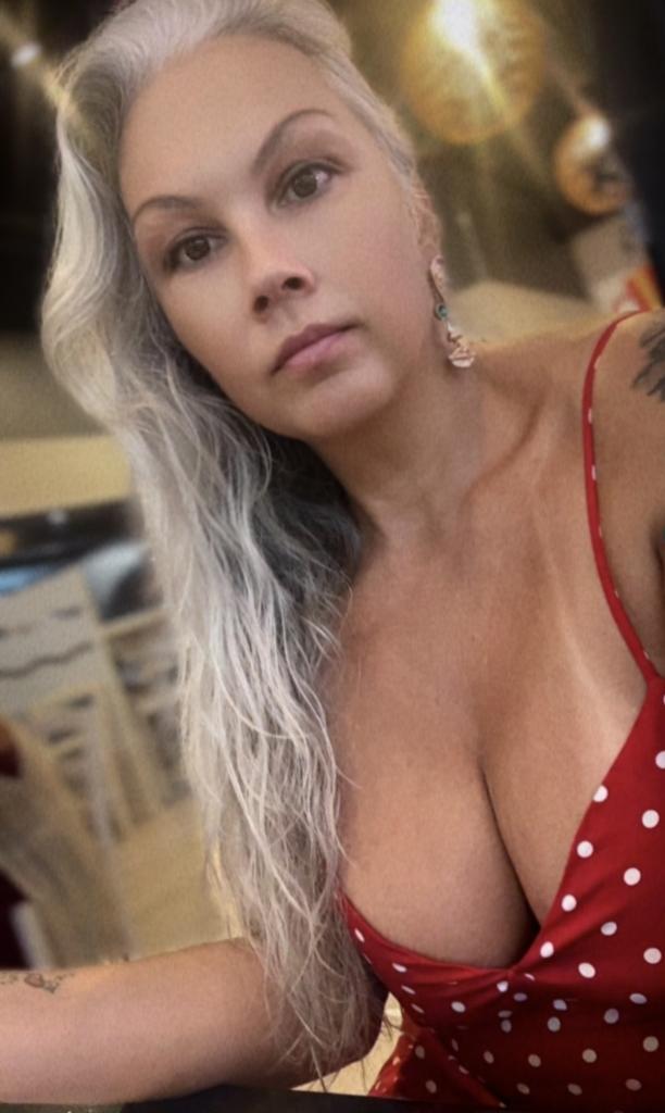 643136311: Chica busca chico en Castellón