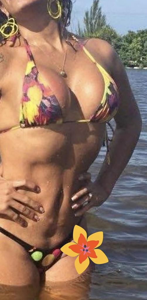 604133269: Transexual en Cádiz