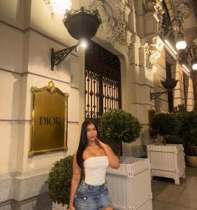 675038122: Chica busca chico en Orense