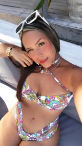 617433758: Chica busca chico en Sevilla