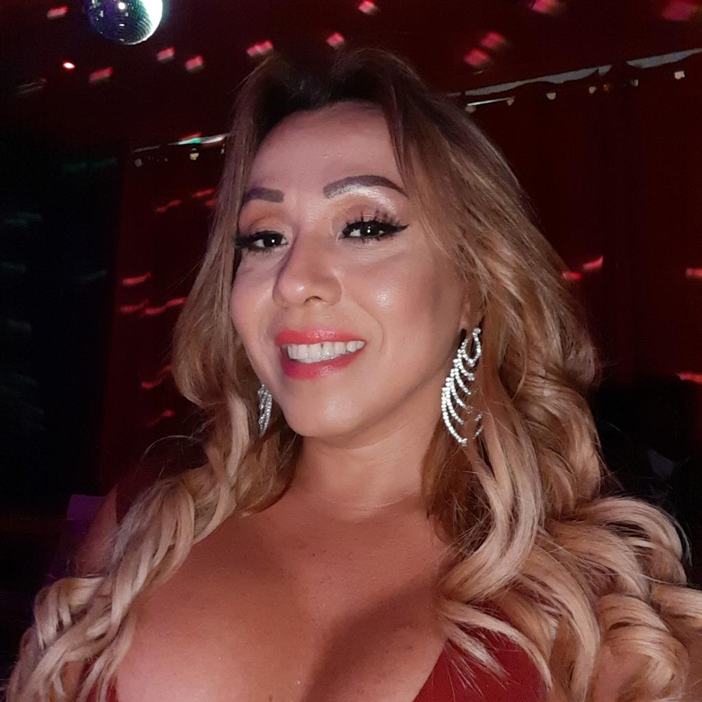 677862366: Transexual en Pontevedra