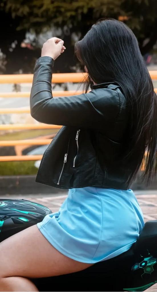 Chica busca chico en La Coruña: 