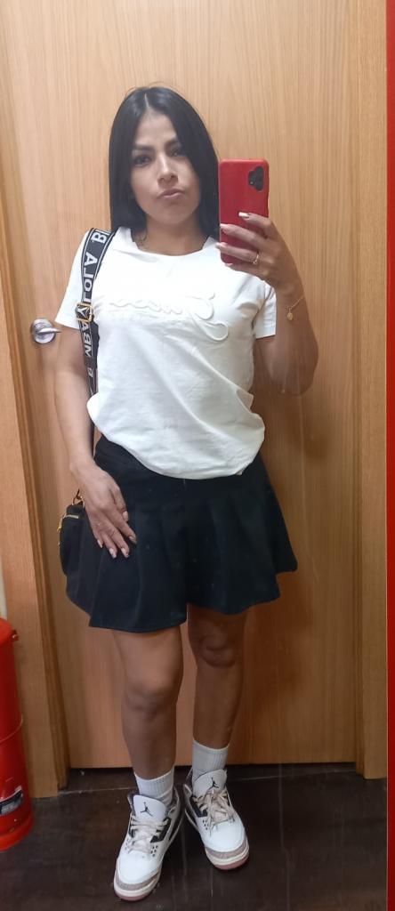 613825303: Chica busca chico en Valencia