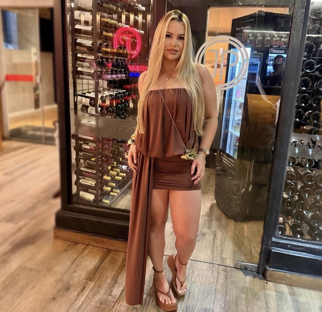 677646942: Chica busca chico en Huelva