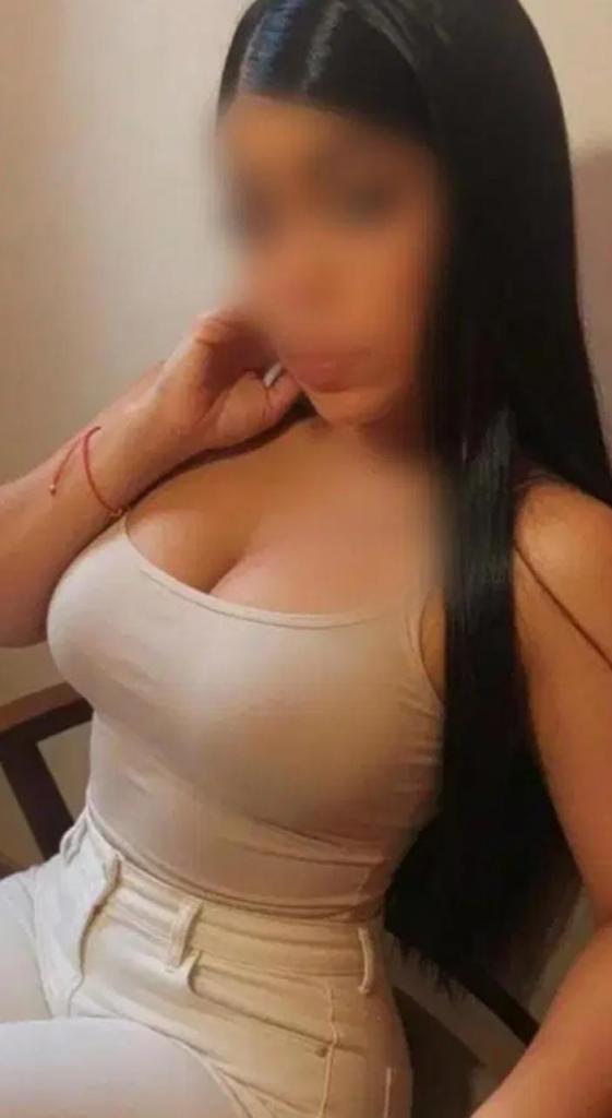 Chica busca chico en Barcelona: 